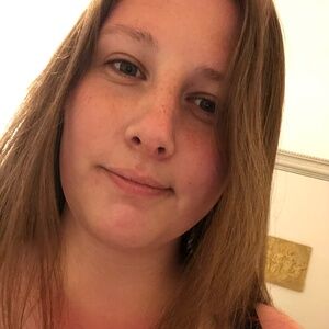 Meet your Posher, Kaitlynn